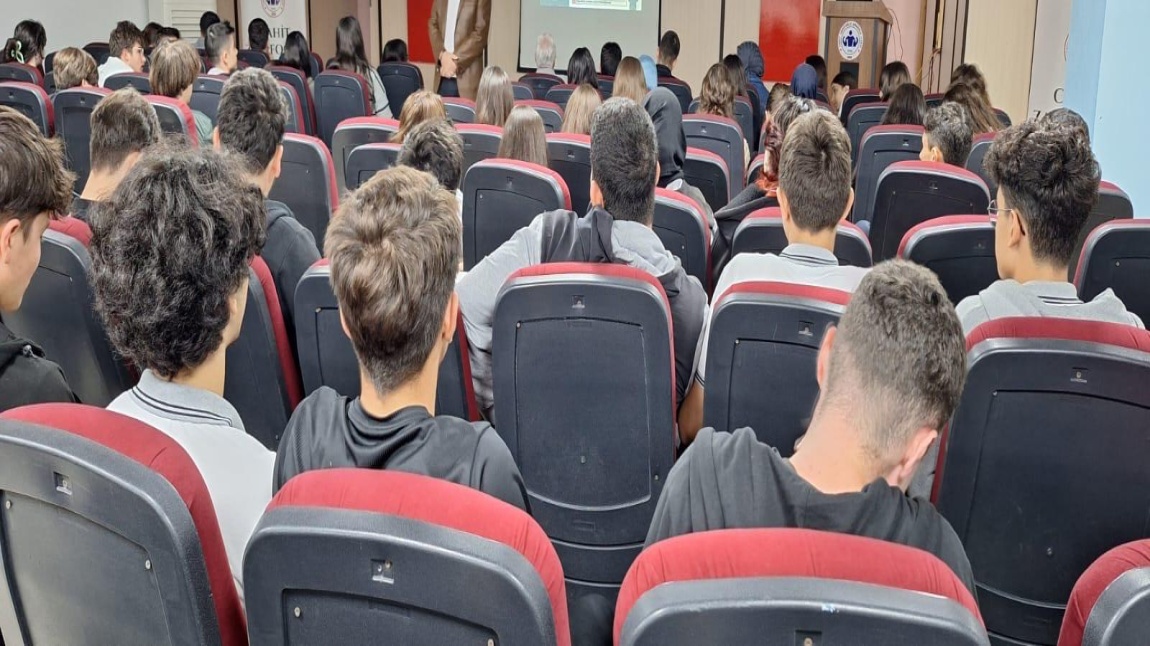 11.SINIF ÖĞRENCİLERİMİZE YKS SÜRECİNDE MOTİVASYON  SEMİNERİ